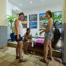 Sejur Hostel Villa Saint Exupéry Beach vacanta Nisa