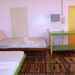 Sejur Austria’s Guest House And Restaurant vacanta El Nido