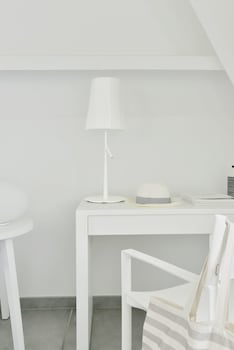 White 1921 Saint-Tropez