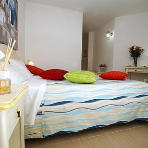 Hotel Donatella cazare Posada