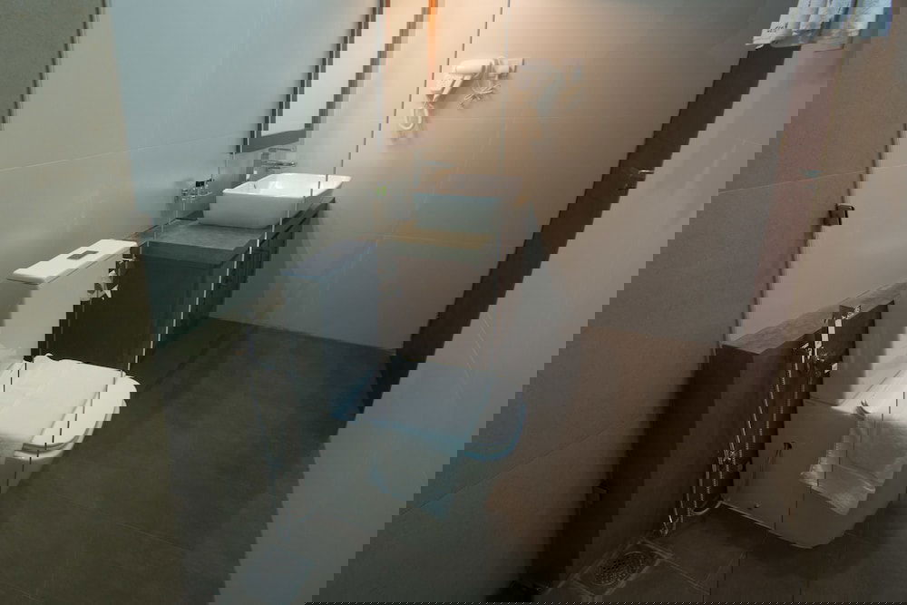 Hotel Ceyloni City Hotel