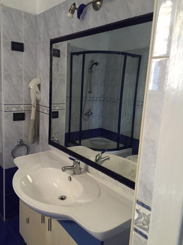 Hotel Ka Mario Guesthouse