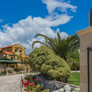 Hotel Sandy Beach Villas & Apartments cazare Svoronata