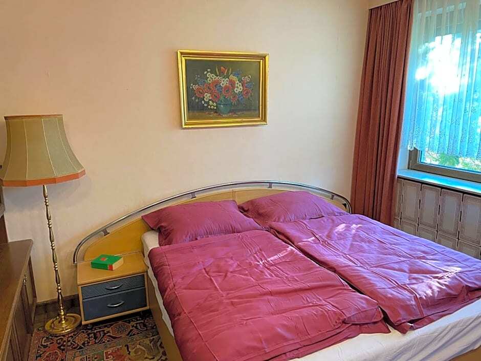 Hotel Suburb Hostel