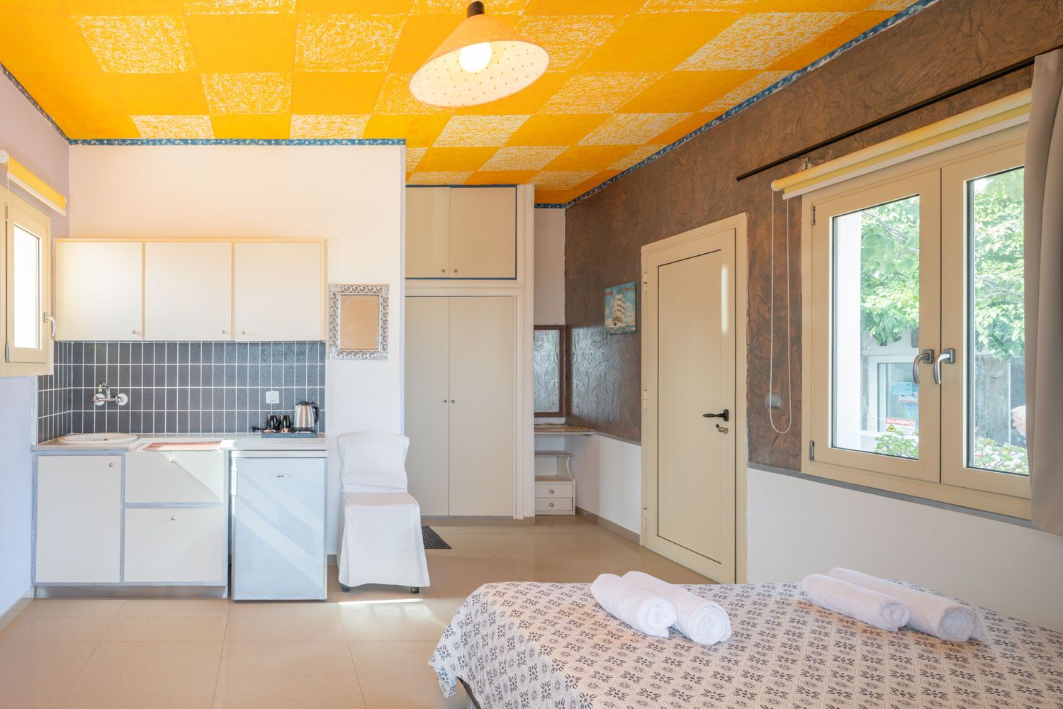 Hotel Korifi Suites Collection