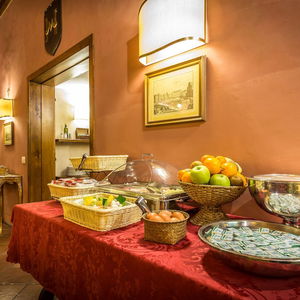 Hotel Mario's cazare FLORENTA