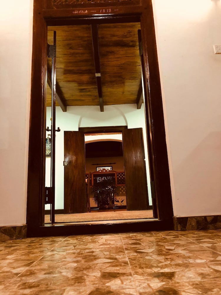 Hotel Walawwa Guest House