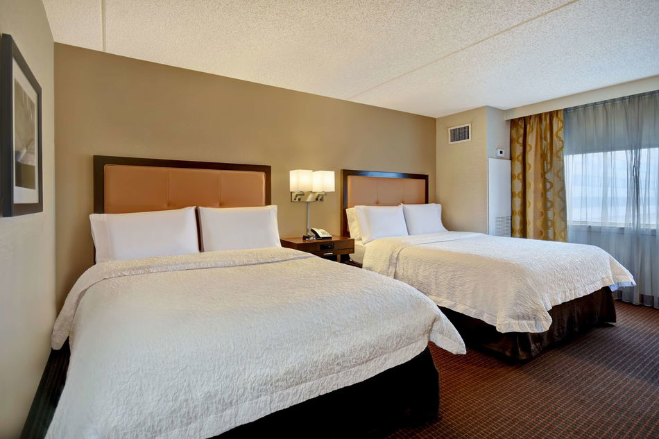 Hampton Inn NY-JFK Room Example
