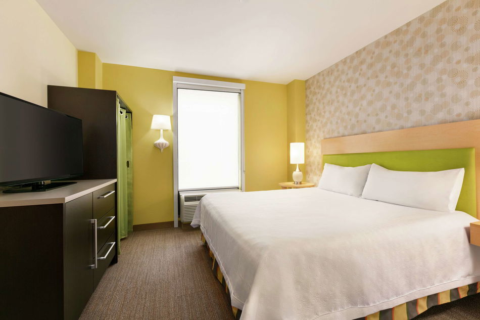 Home2 Suites by Hilton New York Long Island City/ Manhattan View Room Example