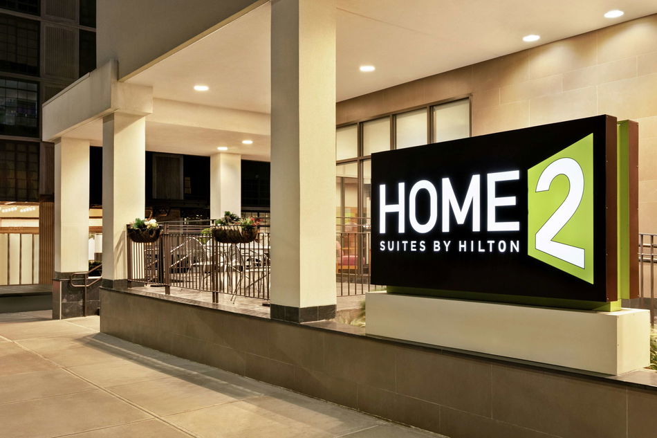 Home2 Suites by Hilton New York Long Island City/ Manhattan View Lounge / Lobby