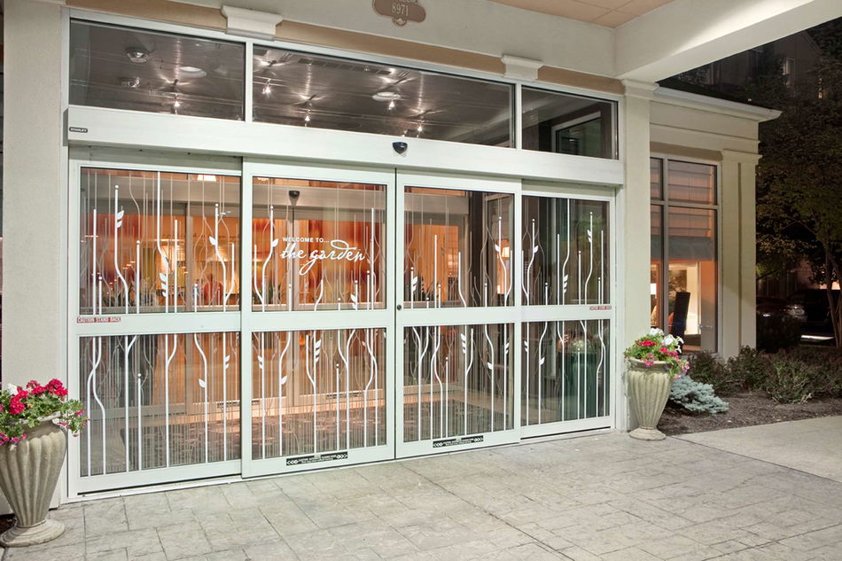Hilton Garden Inn Queens/JFK Airport Lounge / Lobby
