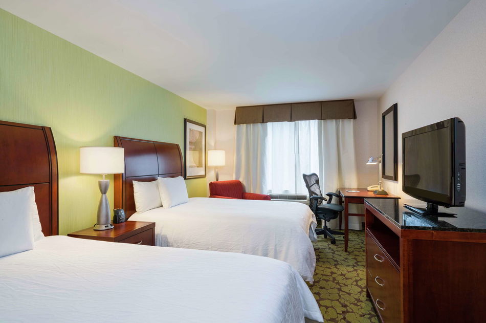 Hilton Garden Inn Queens/JFK Airport Room Example