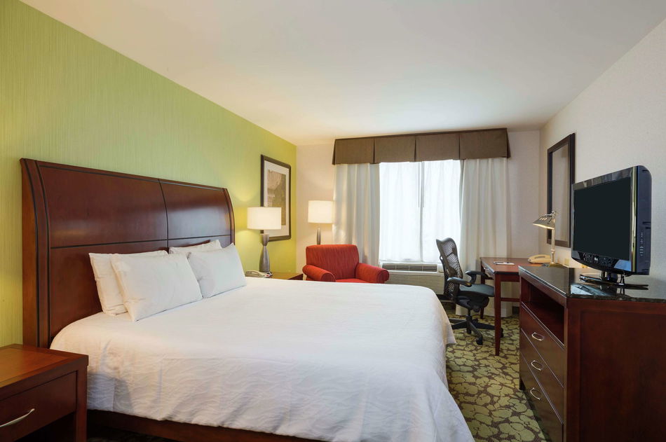 Hilton Garden Inn Queens/JFK Airport Room Example