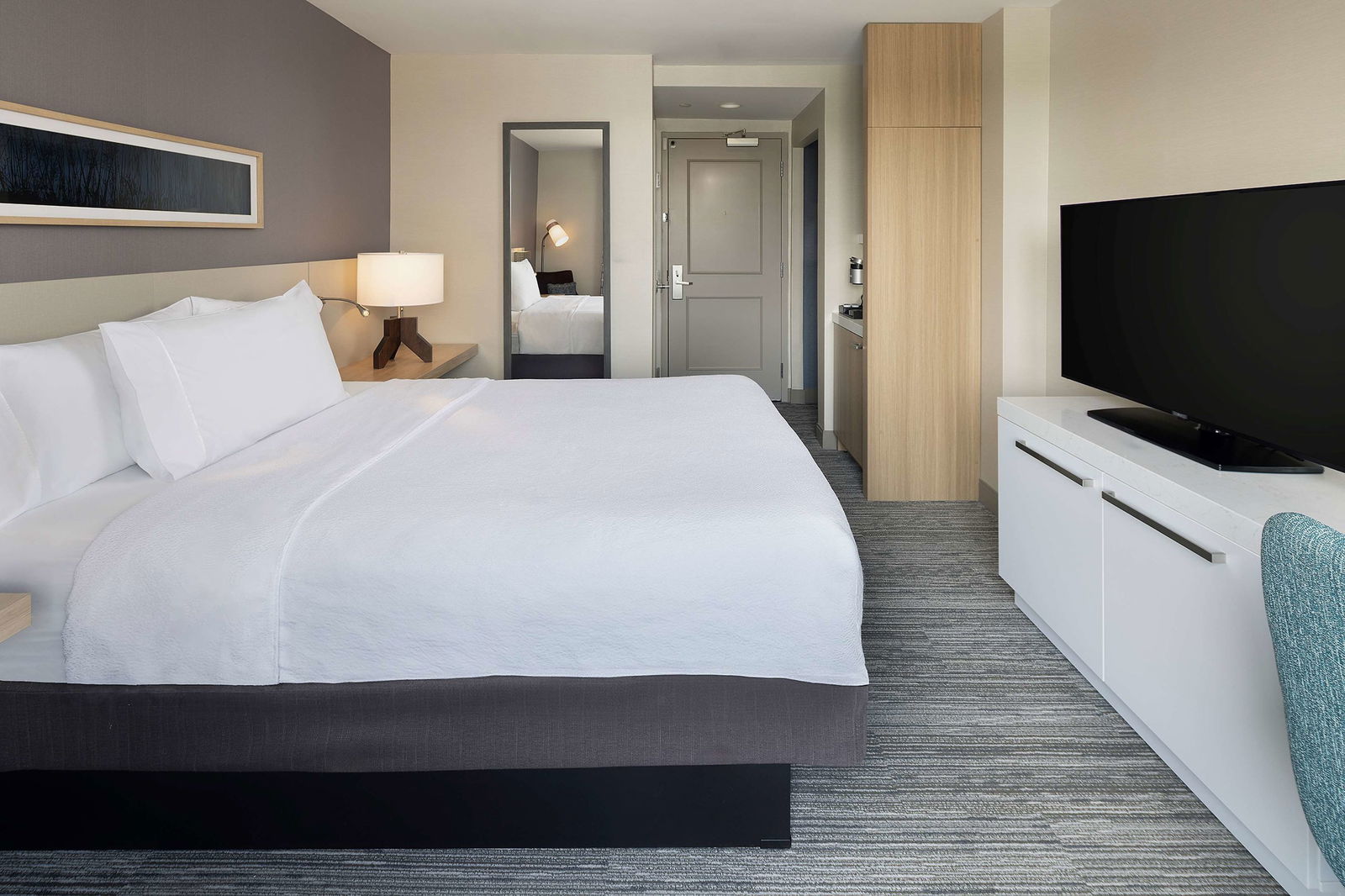 Hilton Garden Inn Queens/JFK Airport Room Example