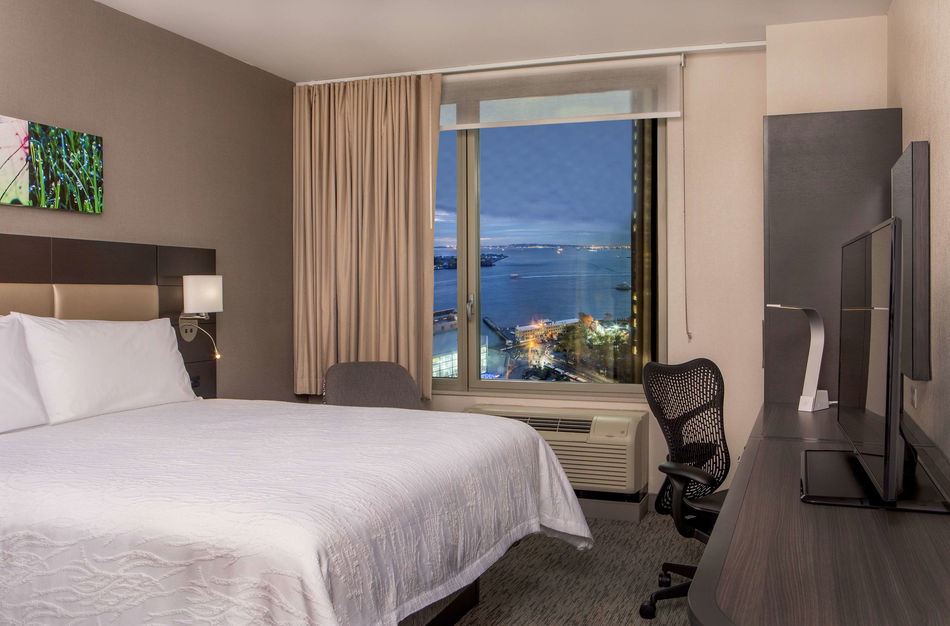Hilton Garden Inn NYC Financial Center Manhattan Downtown Room Example
