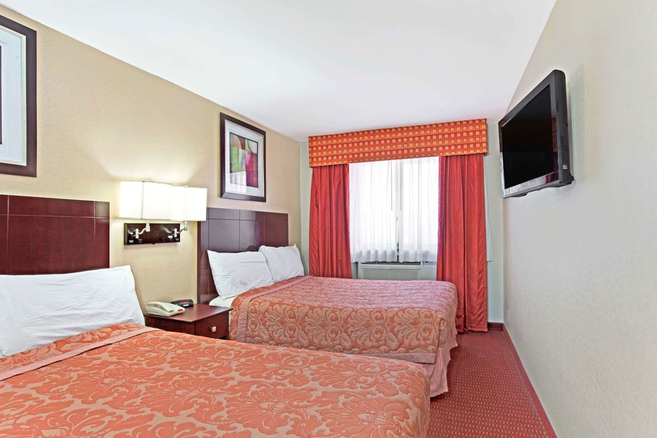 Super 8 by Wyndham Long Island City LGA Hotel Room Example