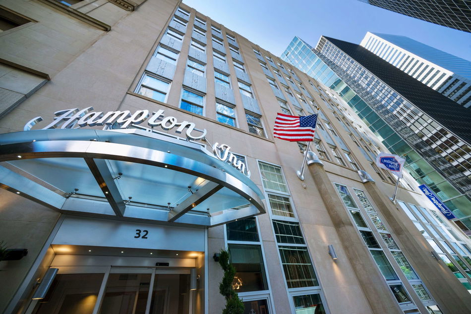 Hampton Inn Manhattan/Downtown Financial District Exterior