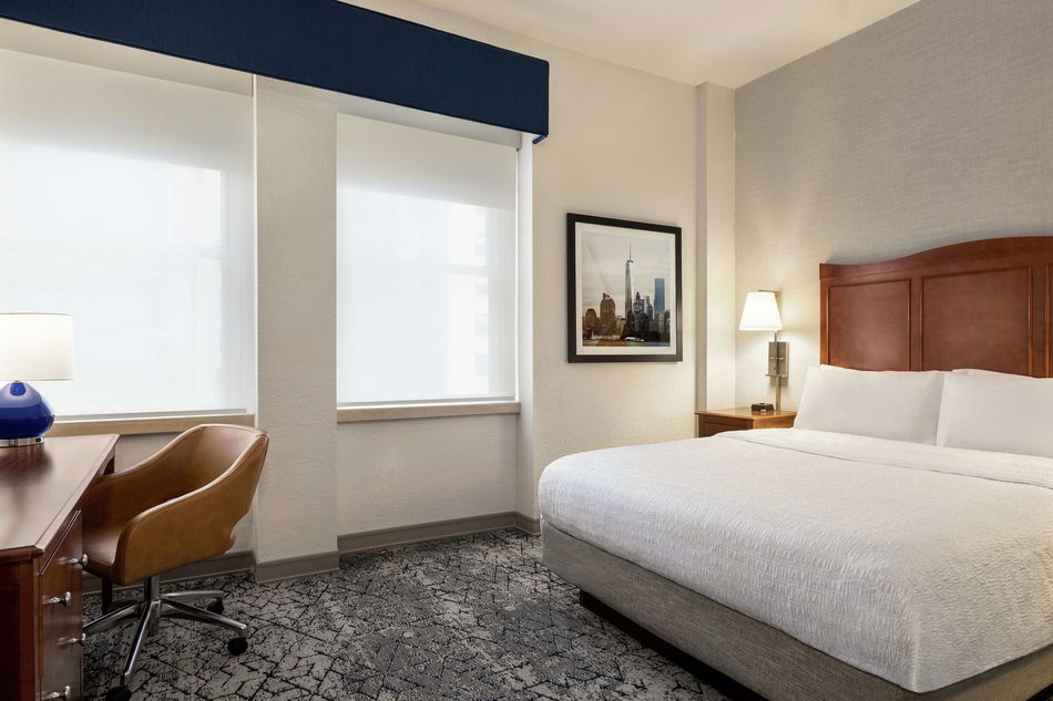 Hampton Inn Manhattan/Downtown Financial District Room Example