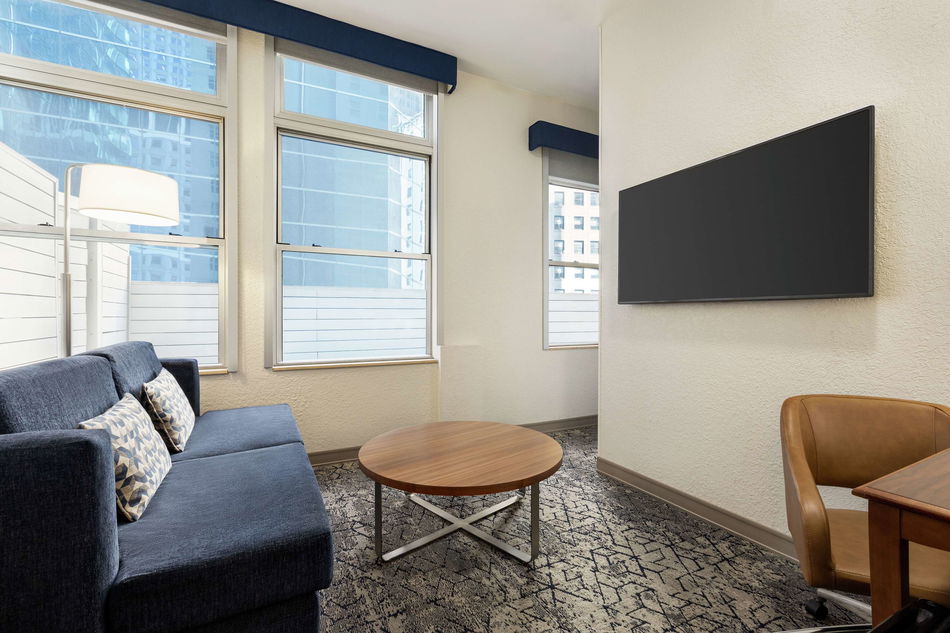 Hampton Inn Manhattan/Downtown Financial District Room Example