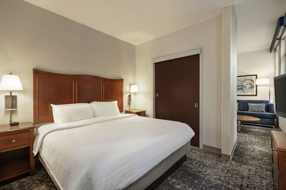 Hampton Inn Manhattan/Downtown Financial District Room Example
