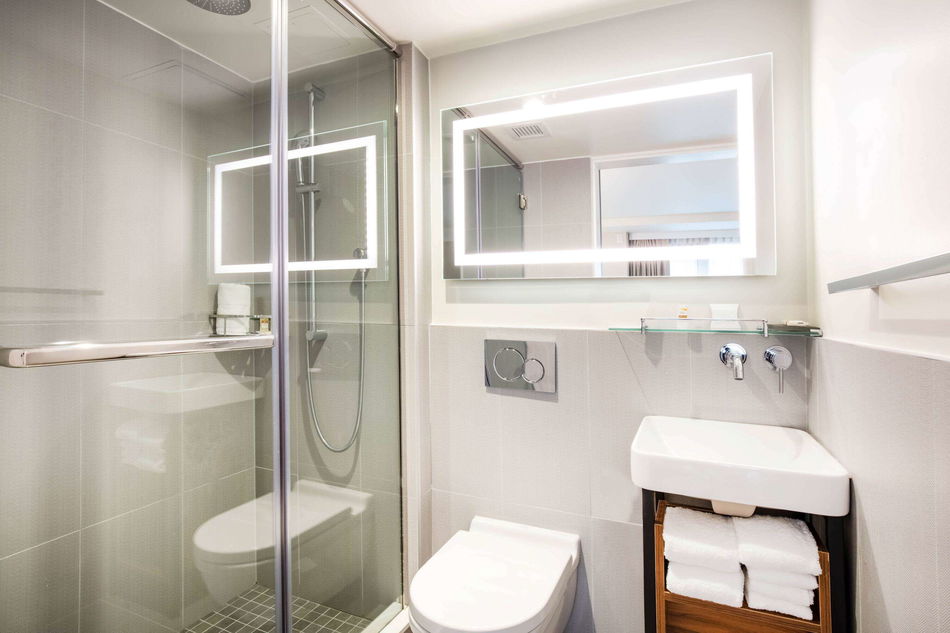 La Quinta Inn & Suites by Wyndham Times Square South