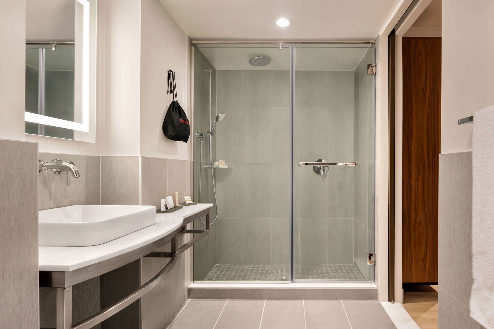 La Quinta Inn & Suites by Wyndham Times Square South