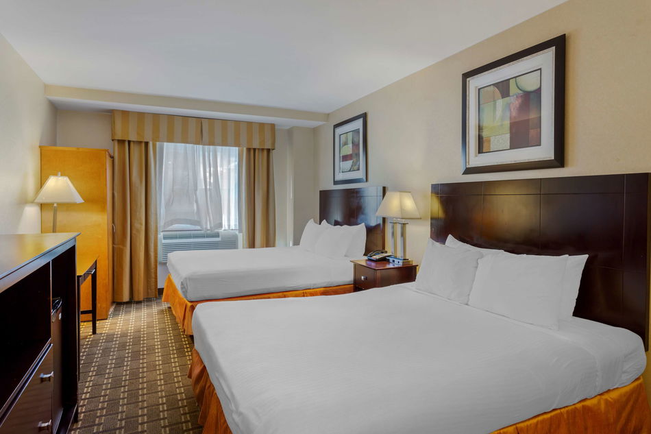 Best Western Plus Brooklyn Bay Hotel Room Example