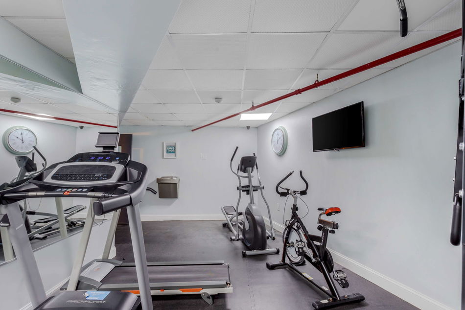 Best Western Plus Brooklyn Bay Hotel Sports and leisure