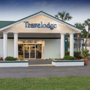 Hotel Travelodge By Wyndham Lakeland cazare Lake Grove