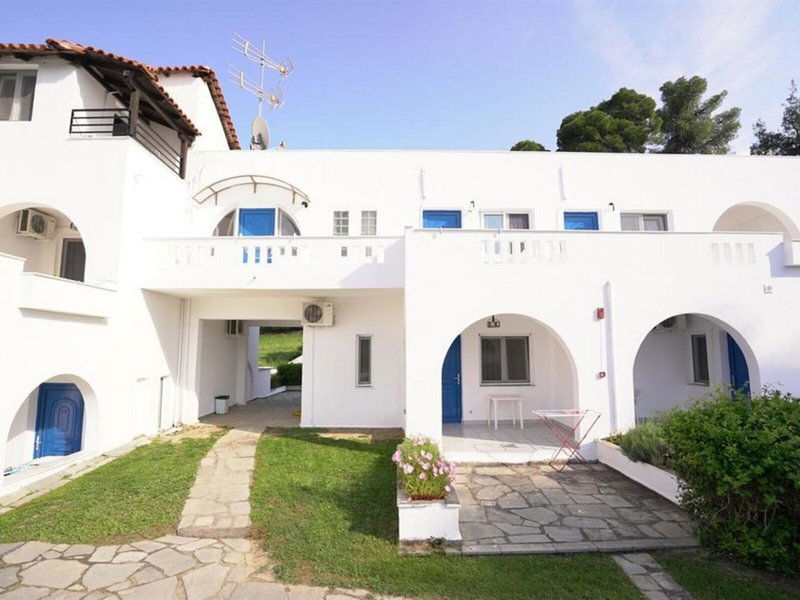 Hotel Theo Bungalows Kriopigi