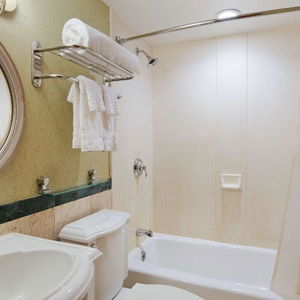 Sejur Best Western Queens Court Hotel vacanta New York