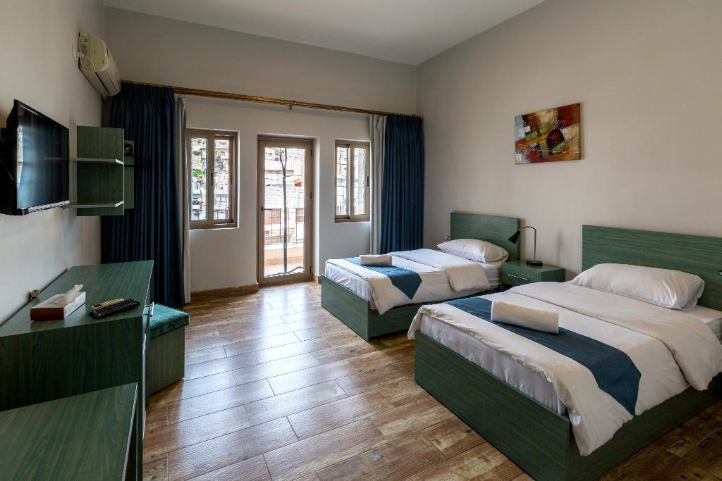 Hotel Sydney Hostel