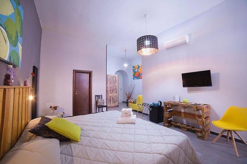 Hotel B&B Le 4 Stagioni Dante’s Suites