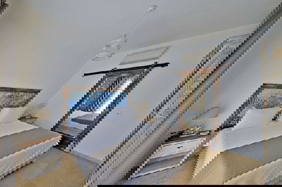 1f1ad690_z