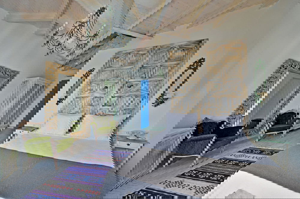 1a0a4e17_z