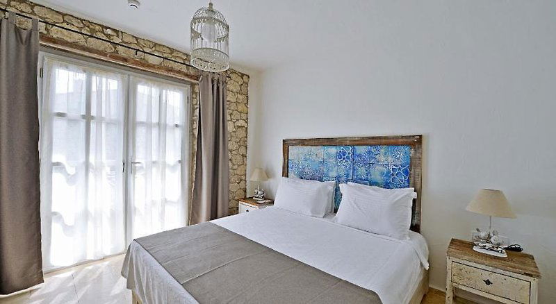 Bay C Hotel