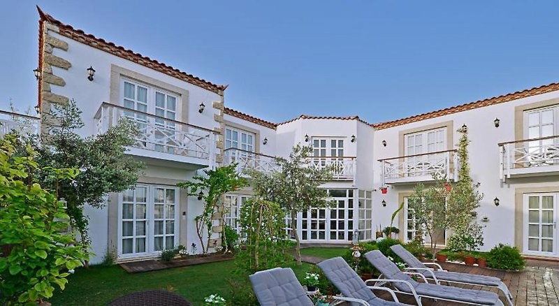 Bay C Hotel