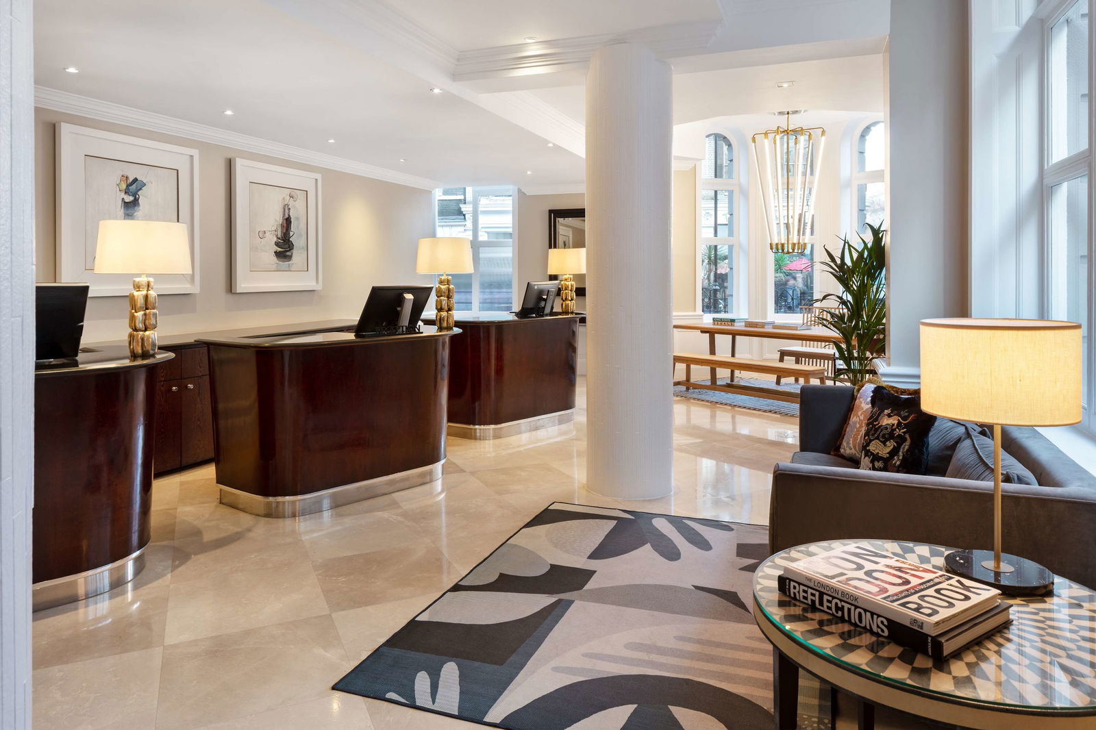 Radisson Blu Edwardian Kenilworth Hotel Lounge / Lobby