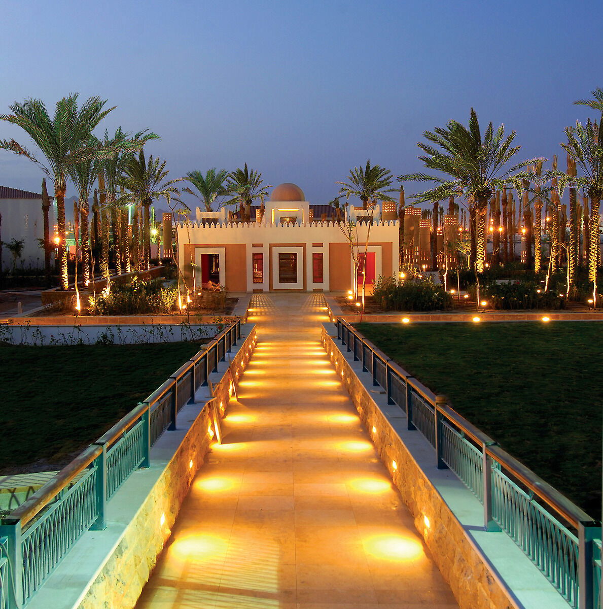 Hotel Reef Oasis Blue Bay Resort