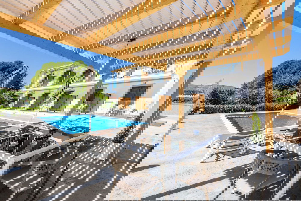 Hotel White Canvas Boutique Studios