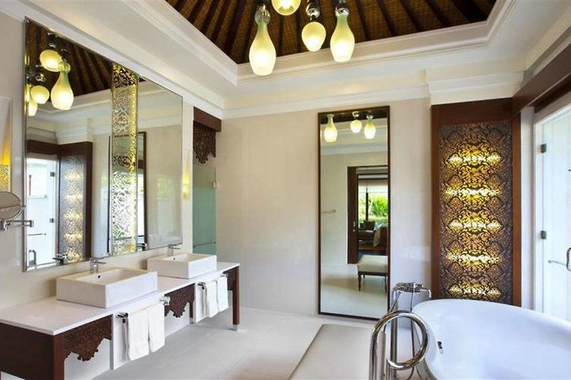 The Laguna, A Luxury Collection Resort & Spa