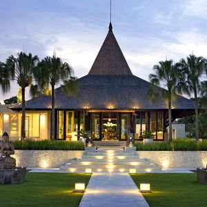 Sejur The Royal Santrian vacanta Tanjung Benoa