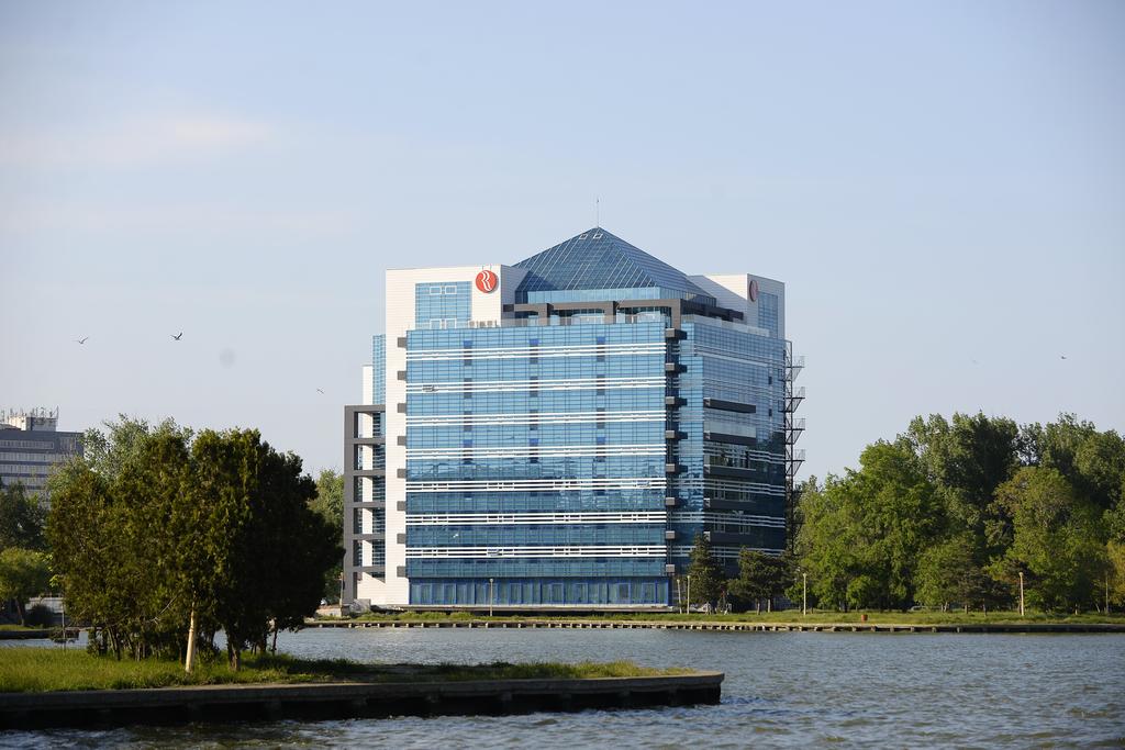 Hotel Ramada By Wyndham Constanta