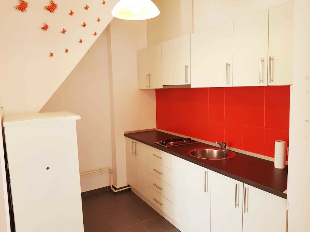 2452227-nice-and-cozy-apartments.jpg