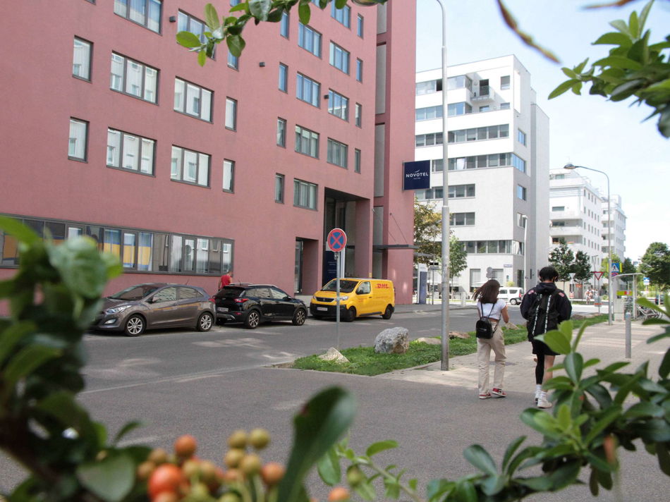 Novotel Suites Wien City Donau Exterior