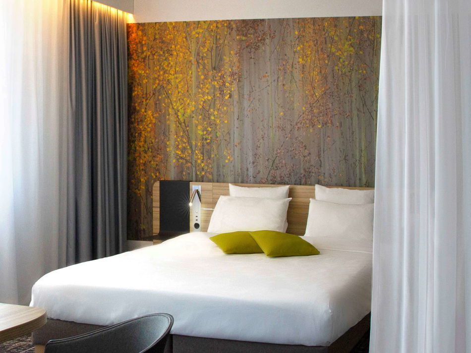 Novotel Suites Wien City Donau Room Example