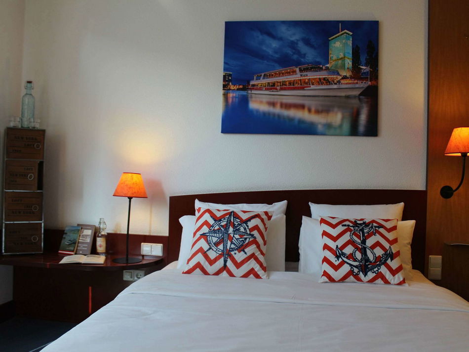 Novotel Suites Wien City Donau Room Example