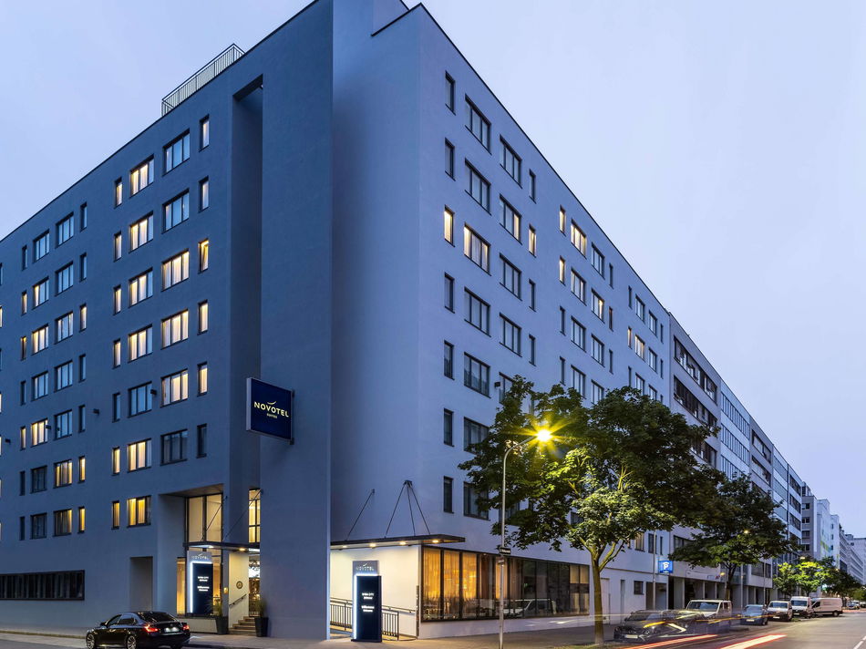 Novotel Suites Wien City Donau Exterior