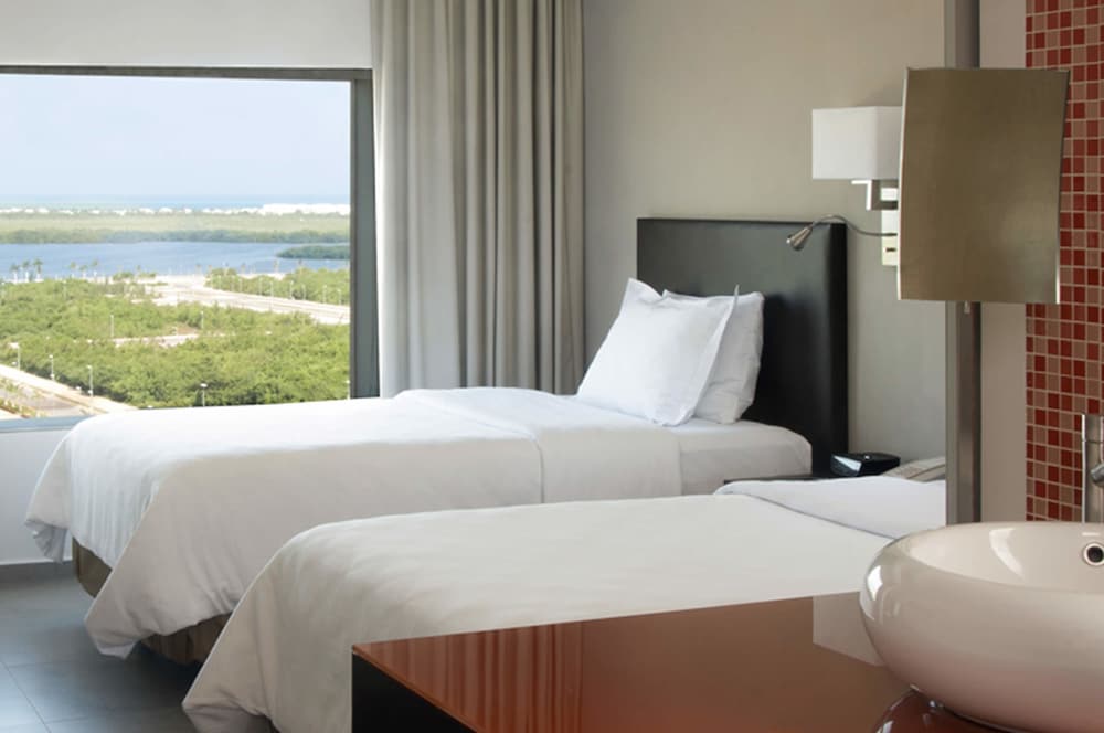 Fiesta Inn Cancún Las Américas