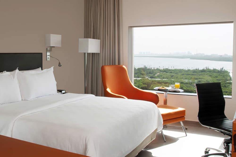 Fiesta Inn Cancún Las Américas